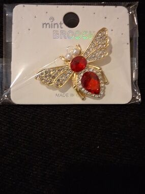 MINT Gold Bee Brooch with RED Accents and Clear Crystals